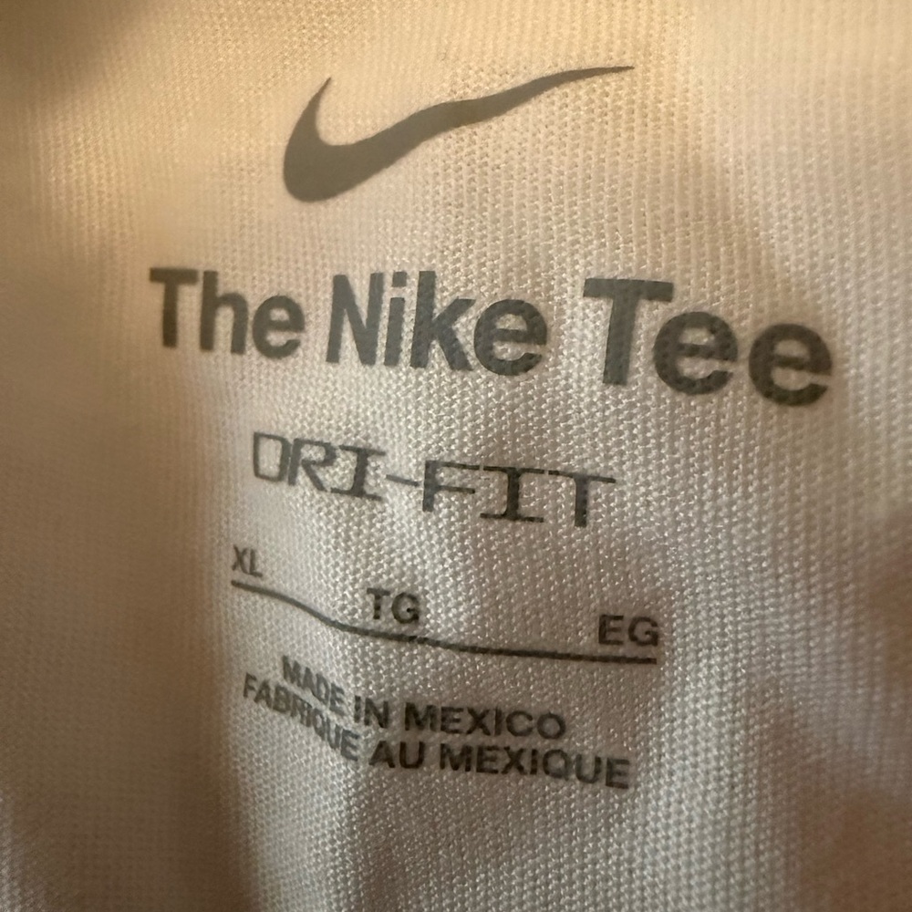 NWT Nike Dri-fit WNBA Men’s White Tee Shirt Orange Player $35 - Picture 4 of 5